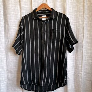 Katin Herringbone Linen XXL short sleeve shirt.
